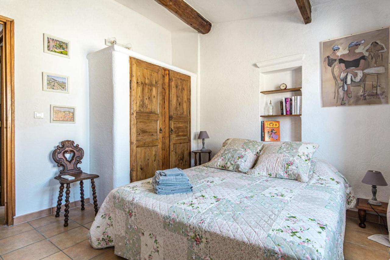 Maison De Village Au Coeur De L'Isle-Sur-La-Sorgue Bagian luar foto